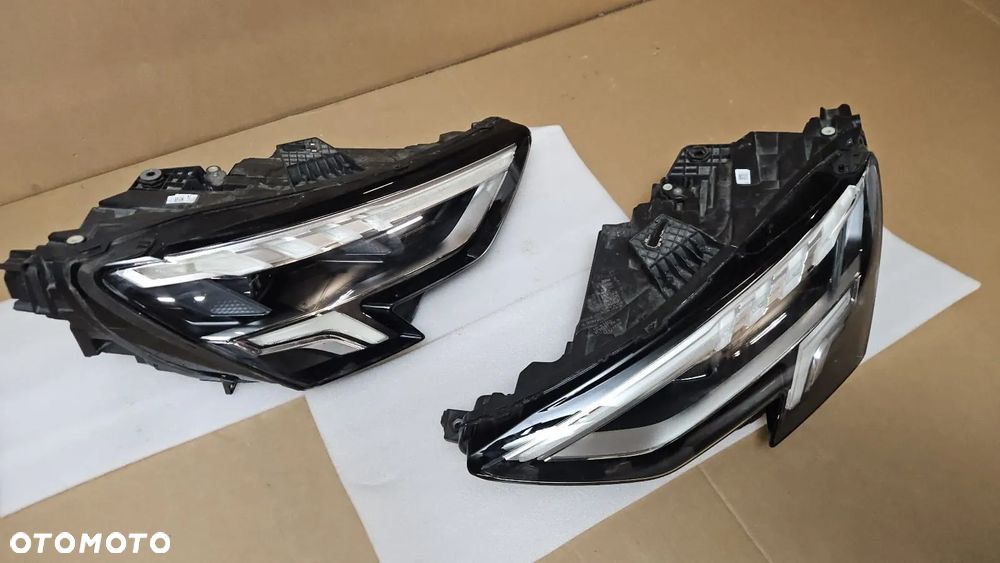 Lampy przednie prawa lewa Audi A3 S3 8Y 8Y0941033 8Y0941034 - 3