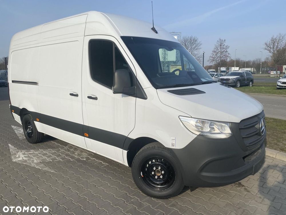 Mercedes-Benz Sprinter - 3