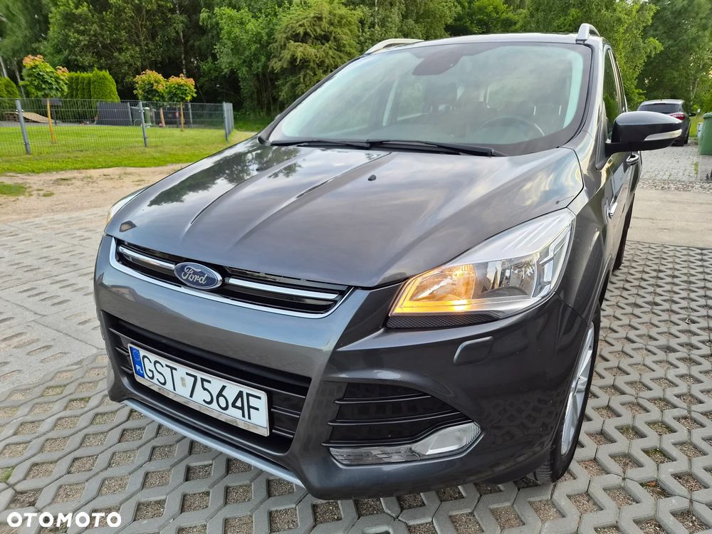 Ford Kuga 1.5 EcoBoost 2x4 Titanium - 10