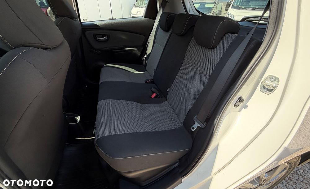 Toyota Yaris - 19