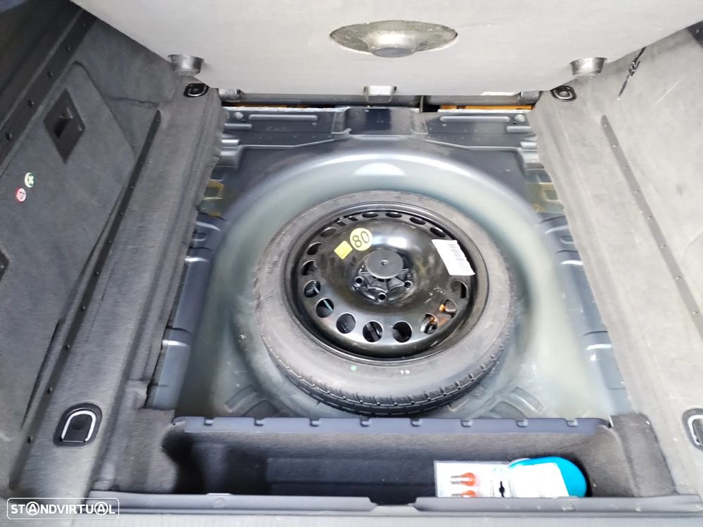 Opel Vectra Caravan 1.9 CDTi Executive - 6