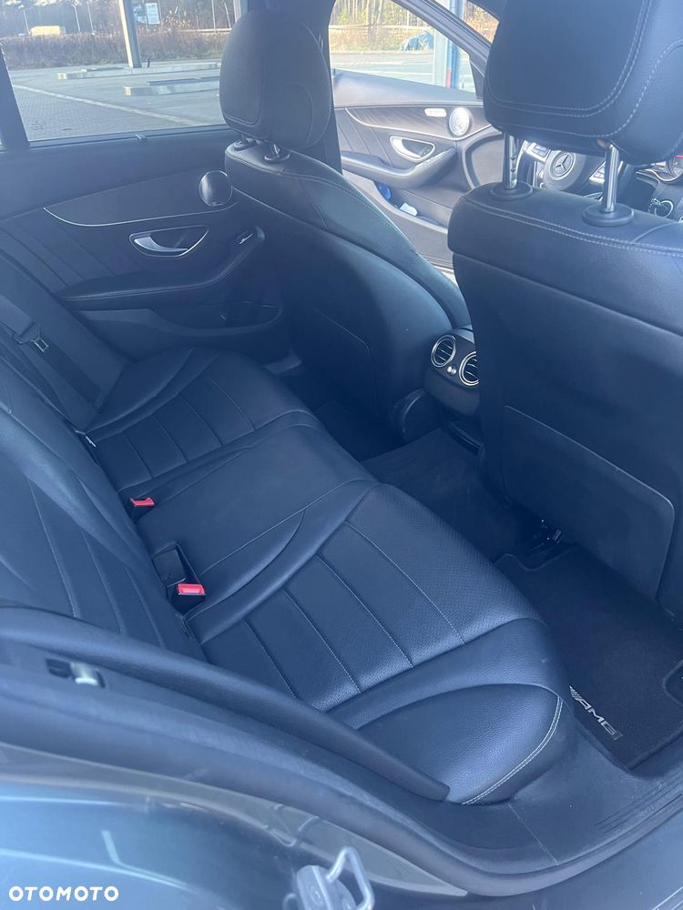 Mercedes-Benz Klasa C 250 d 4Matic 9G-TRONIC AMG Line - 14