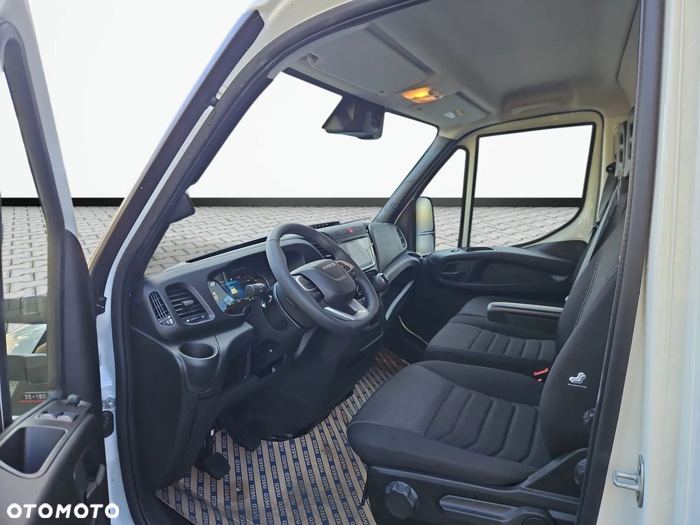 Iveco 50C18HZ Plandeka 12EP 6,1x2,2x2,2m - 8
