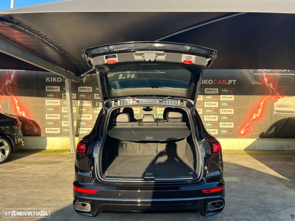Porsche Cayenne Standard - 8