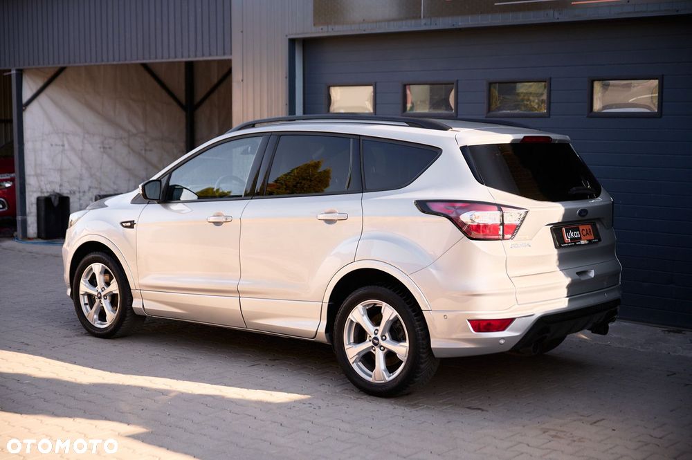 Ford Kuga - 8