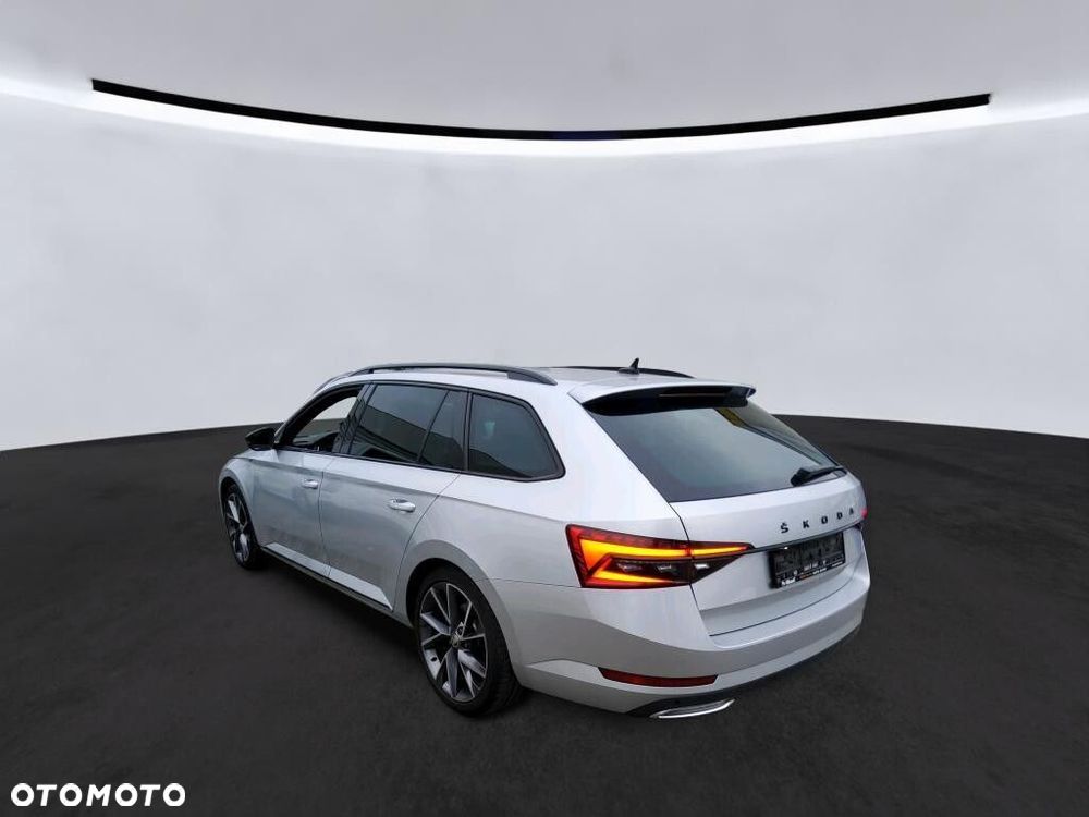 Skoda Superb 2.0 TDI SCR Sportline - 3