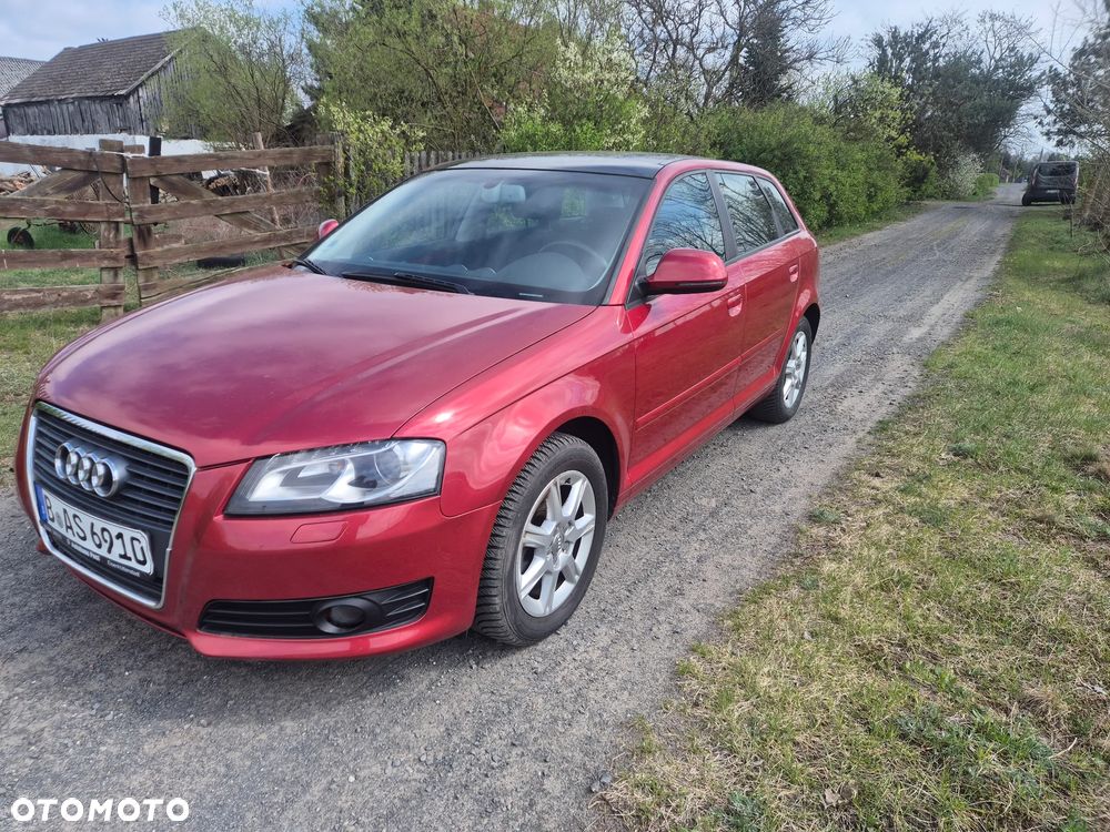 Audi A3 Sportback 1.4 TFSI S tronic Ambiente - 2