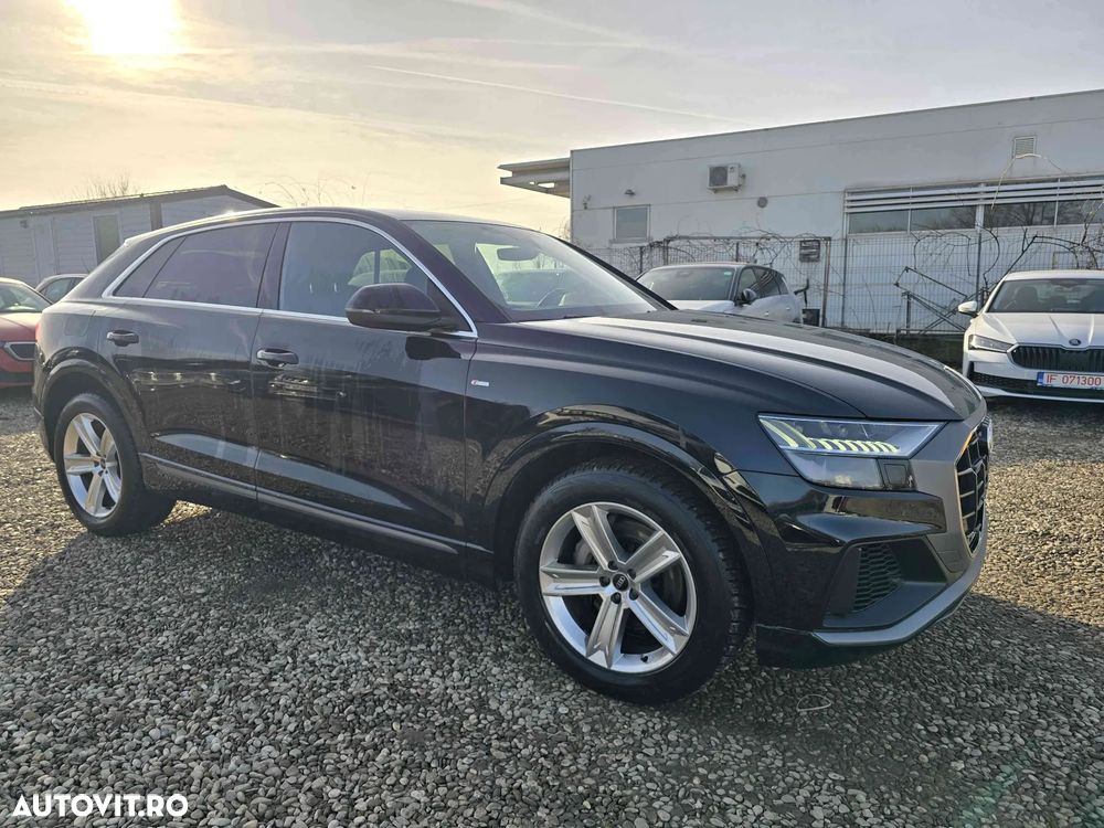 Audi Q8 - 6