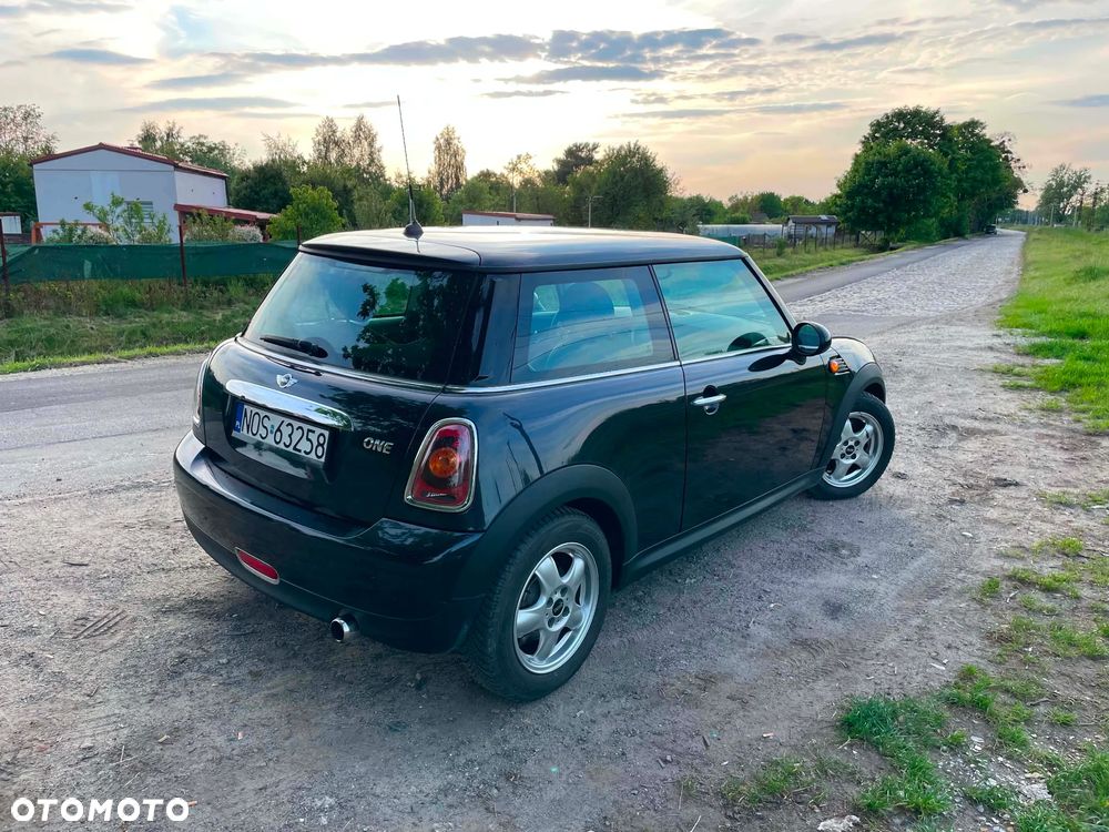 MINI ONE - 5