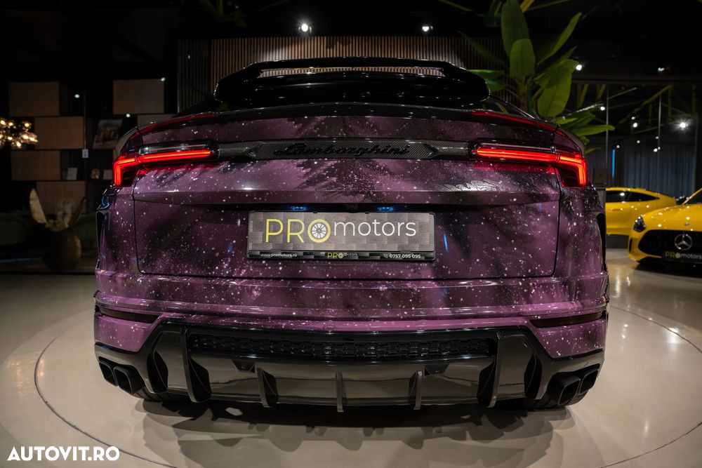 Lamborghini URUS - 12