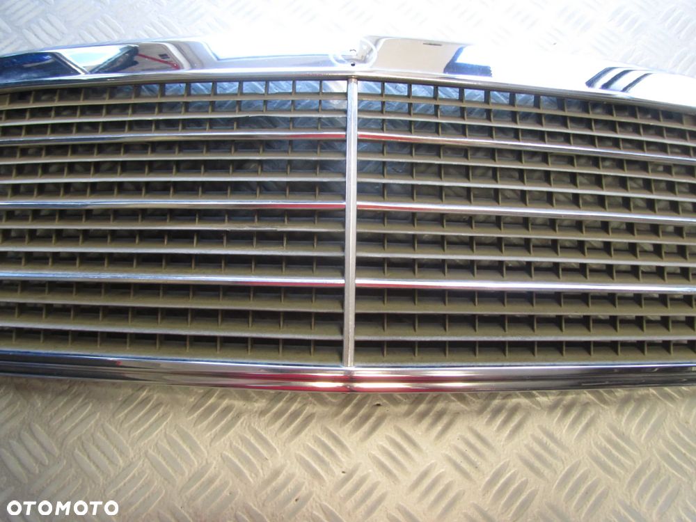 atrapa 1248800583 - 4