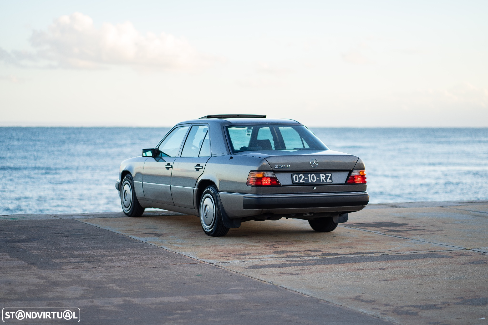 Mercedes-Benz E 250 - 36