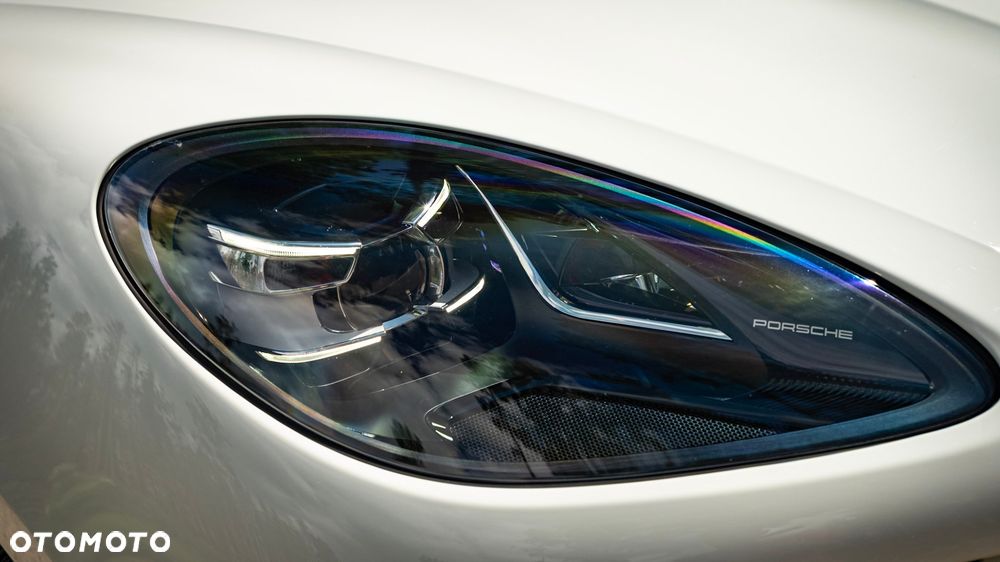 Porsche Macan - 15
