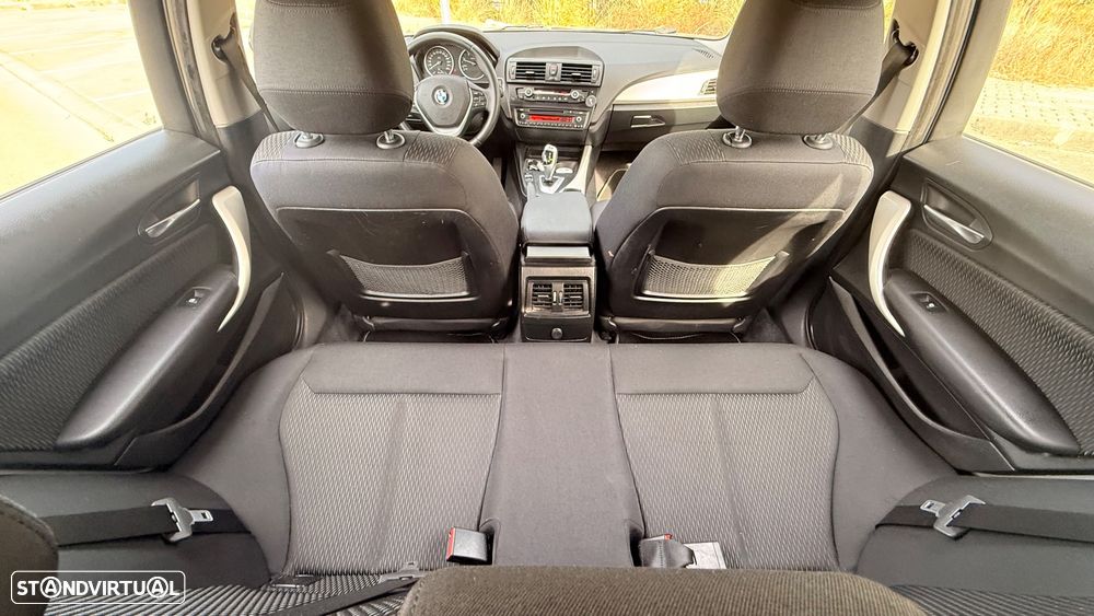 BMW 118 d Aut. Sport Line - 10