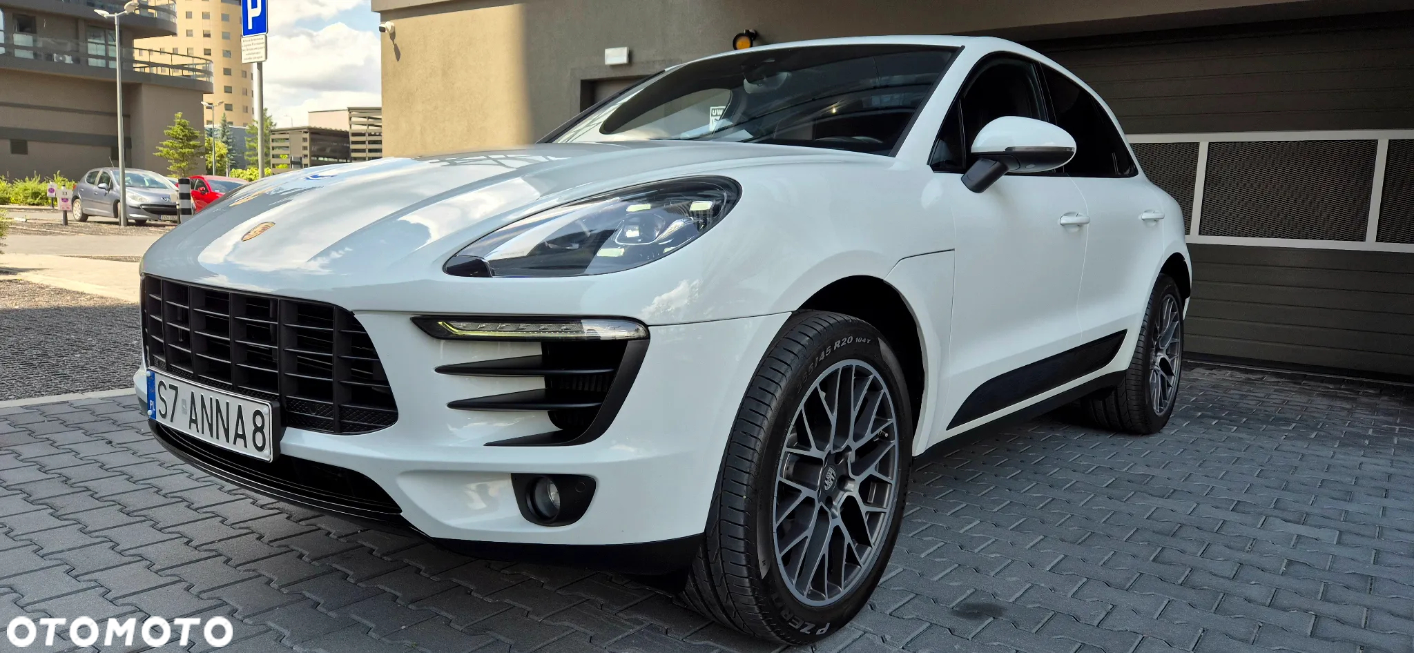 Porsche Macan S - 2