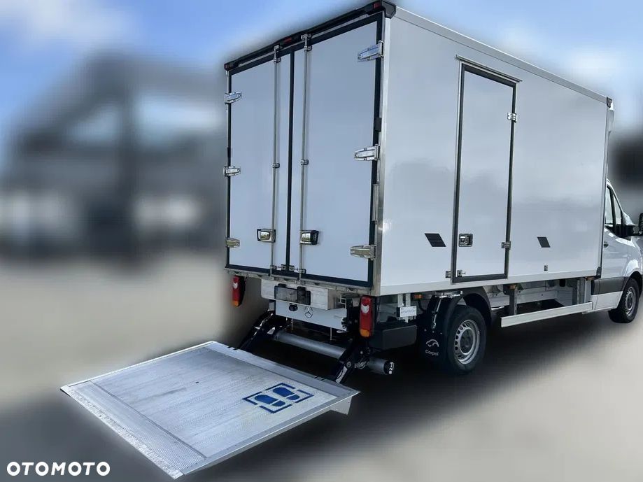 Mercedes-Benz Sprinter 319 CDI Long PRO - 25