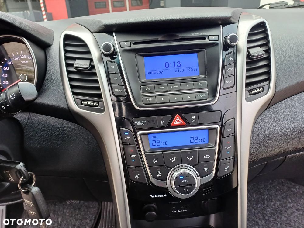 Hyundai i30 blue 1.6 GDI Style - 18