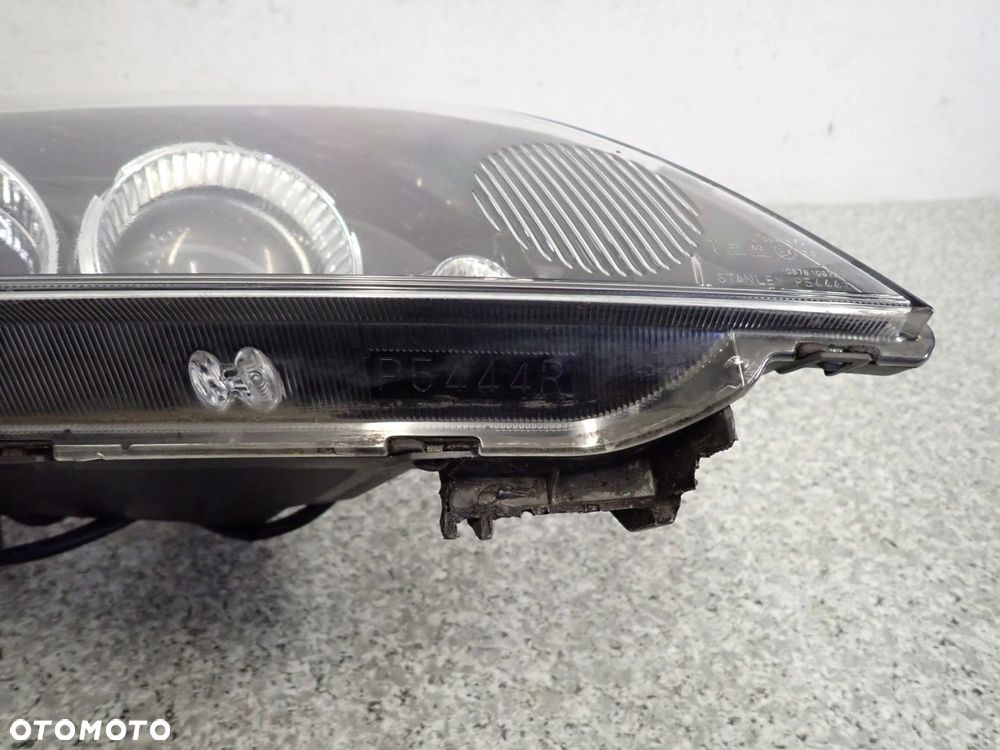 MAZDA2 MAZDA 2 05-07 LAMPA PRZEDNIA PRAWA REFLEKTOR - 11