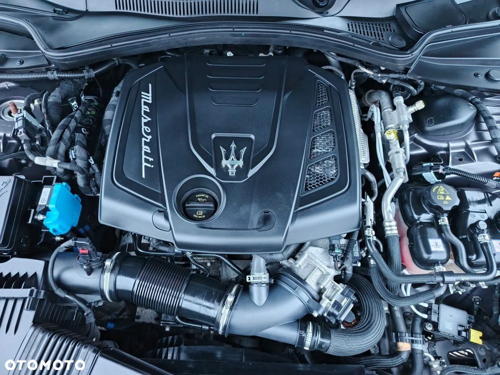 Maserati Ghibli 2021