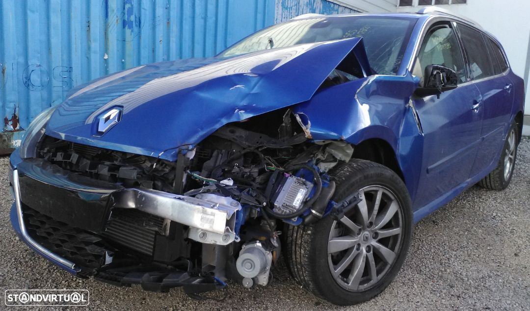 Renault Laguna III sw 2.0 DCI 4control para peças - 1