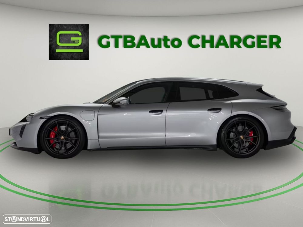 Porsche Taycan Sport Turismo - 3