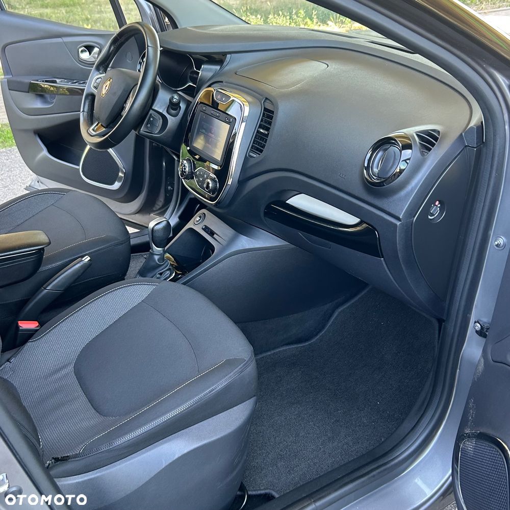Renault Captur - 22
