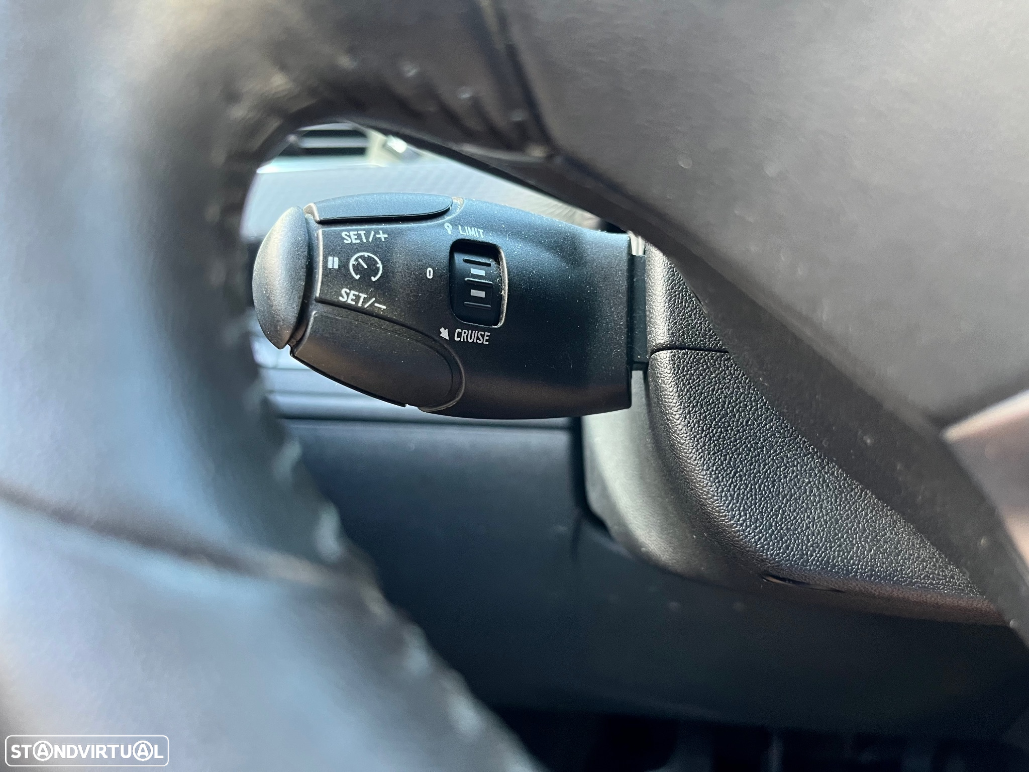 Peugeot 2008 1.2 PureTech Active - 44
