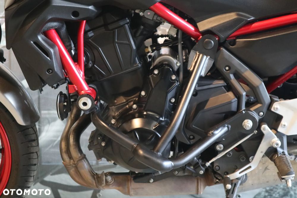Kawasaki Z 650 - 7