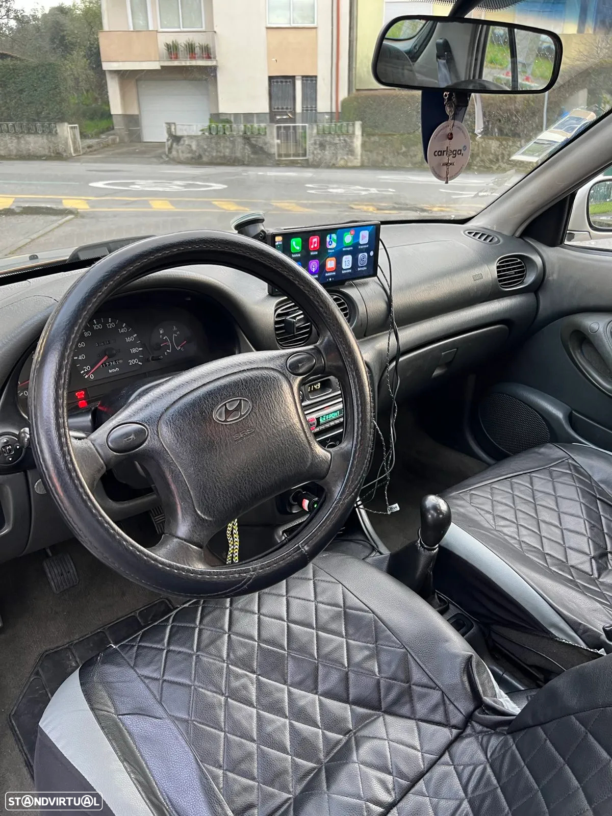 Hyundai Accent - 5