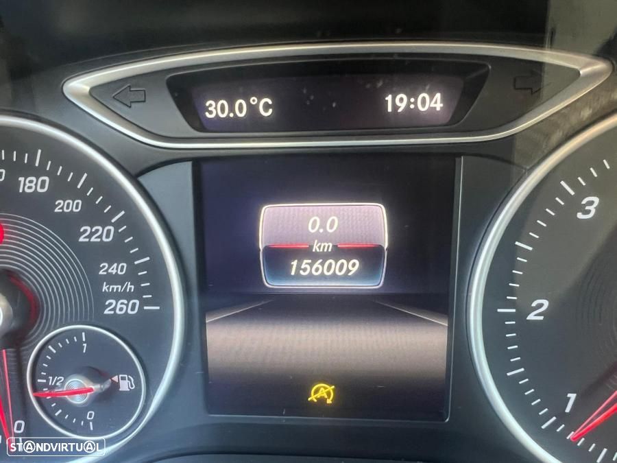 Mercedes-Benz A 180 CDI (BlueEFFICIENCY) - 15