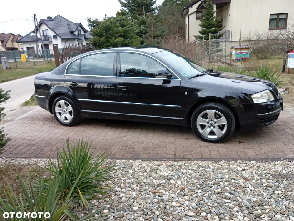 Skoda Superb 2.0 TDI DPF Comfort - 18