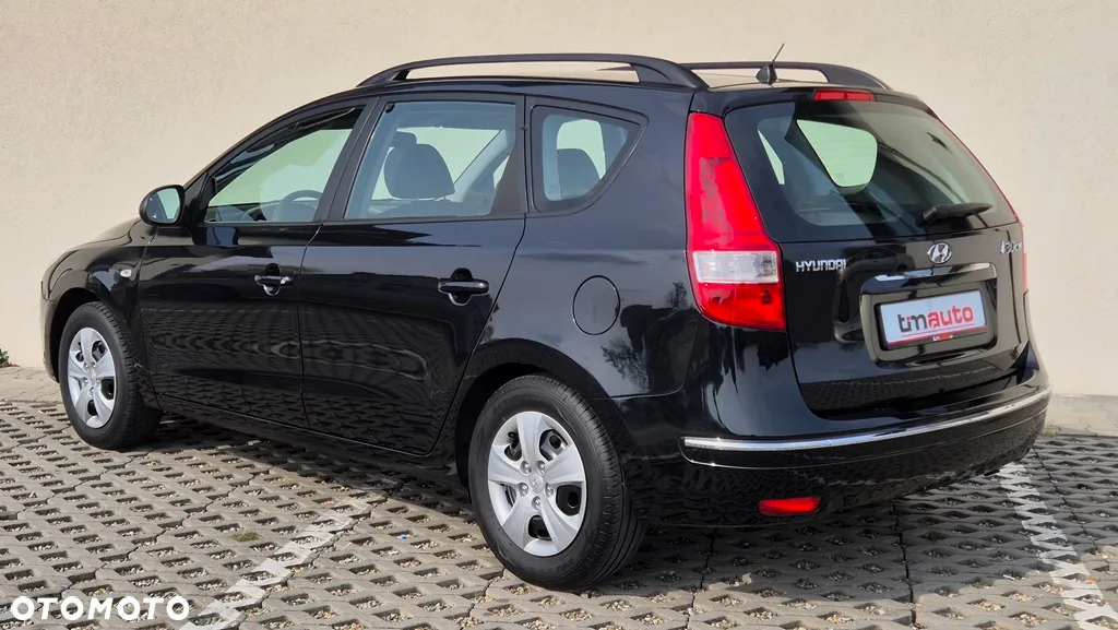 Hyundai i30 1.4 Comfort EU5 - 29