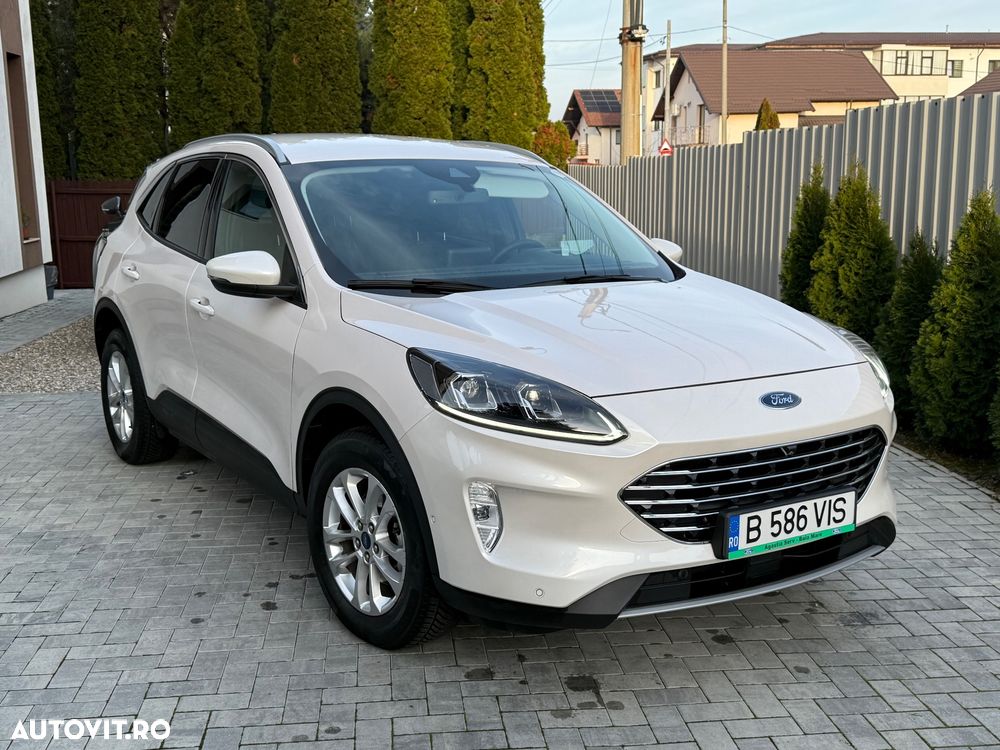 Ford Kuga 1.6 EcoBoost 2x4 Titanium