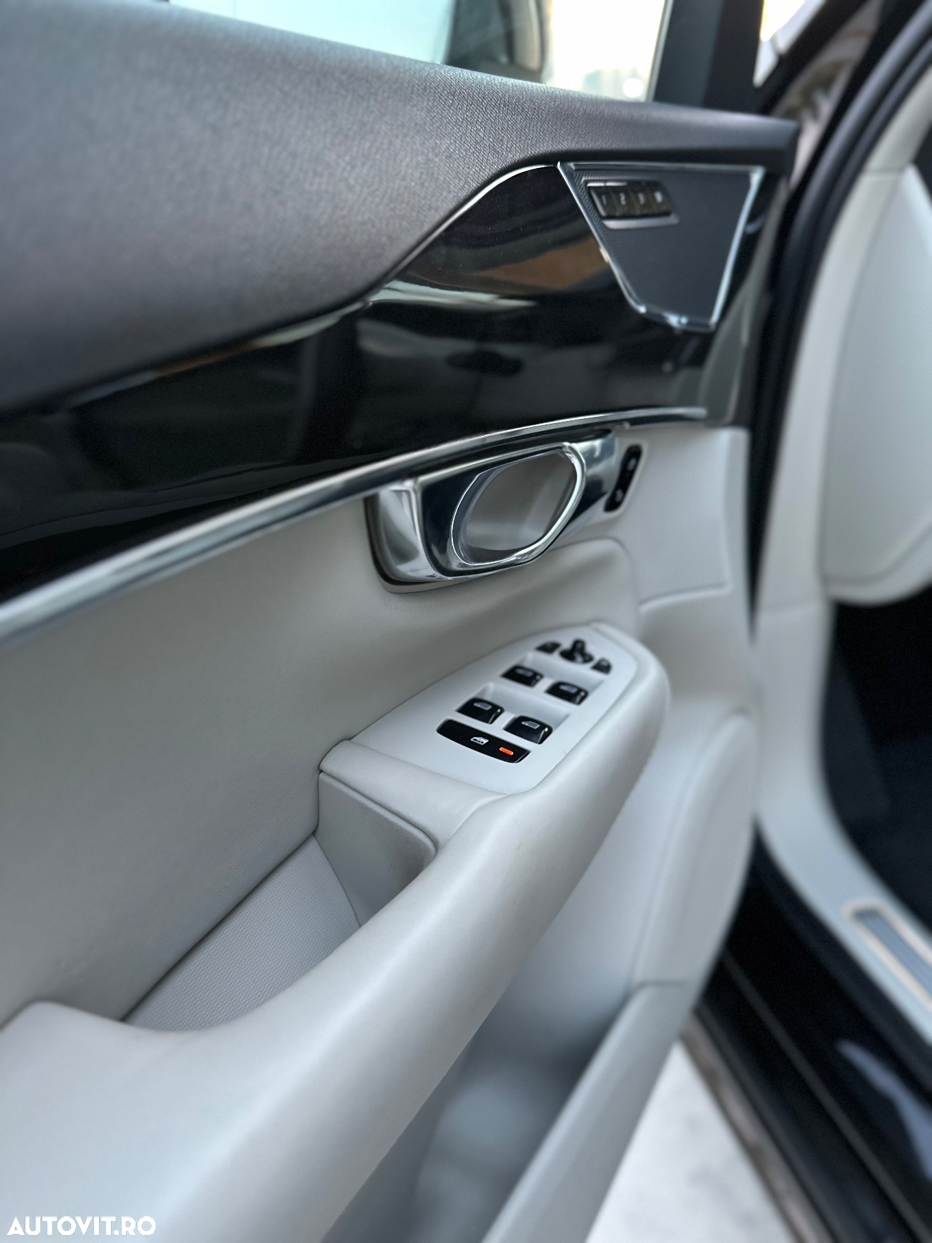Volvo XC 90 D5 AWD Inscription - 17