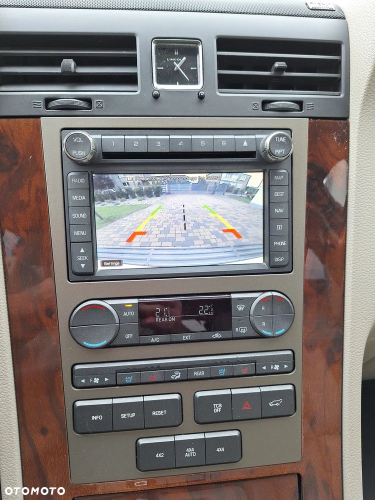 Lincoln Navigator 5.4 4x4 - 19