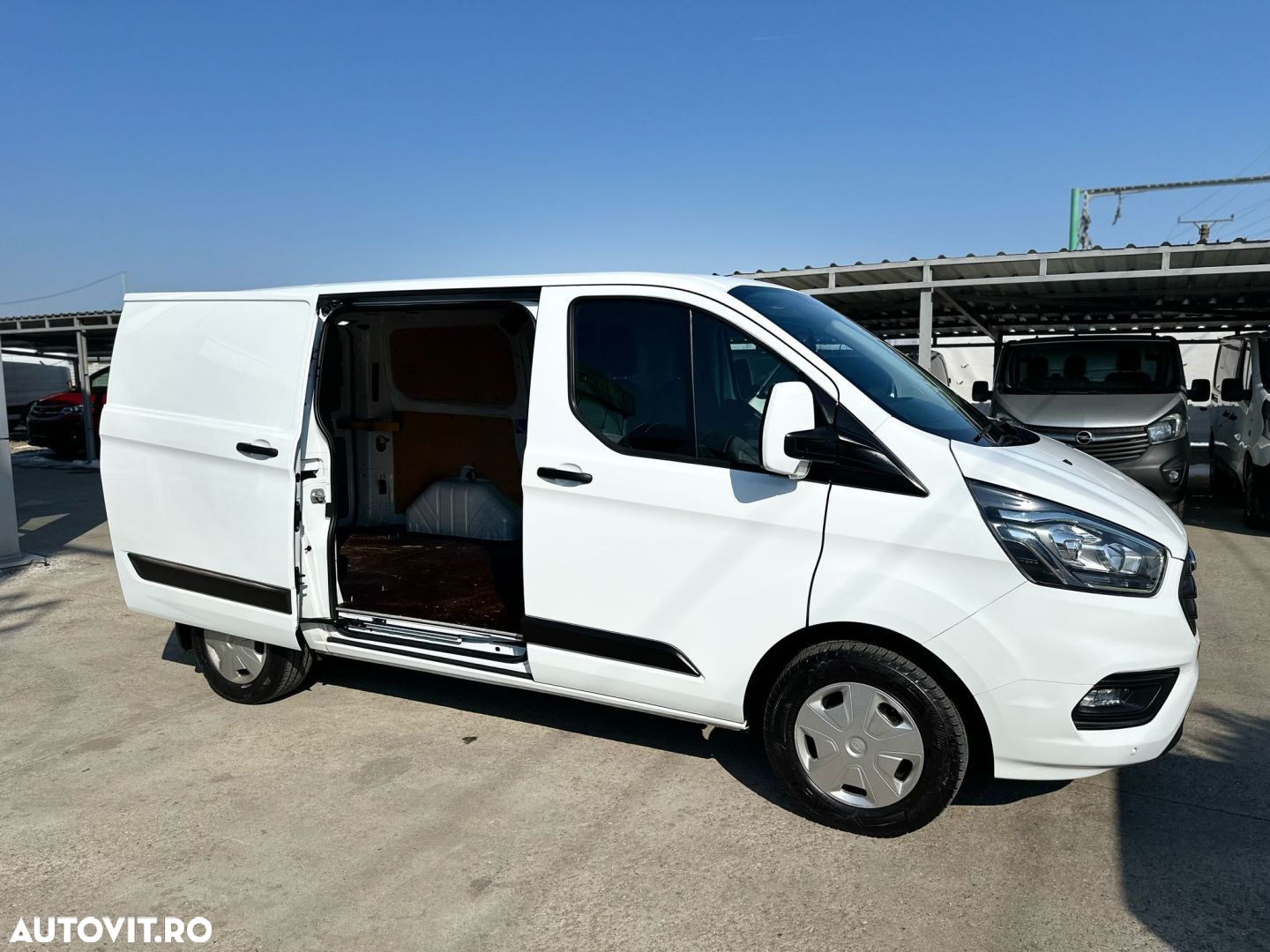 Ford Transit Custom - 14
