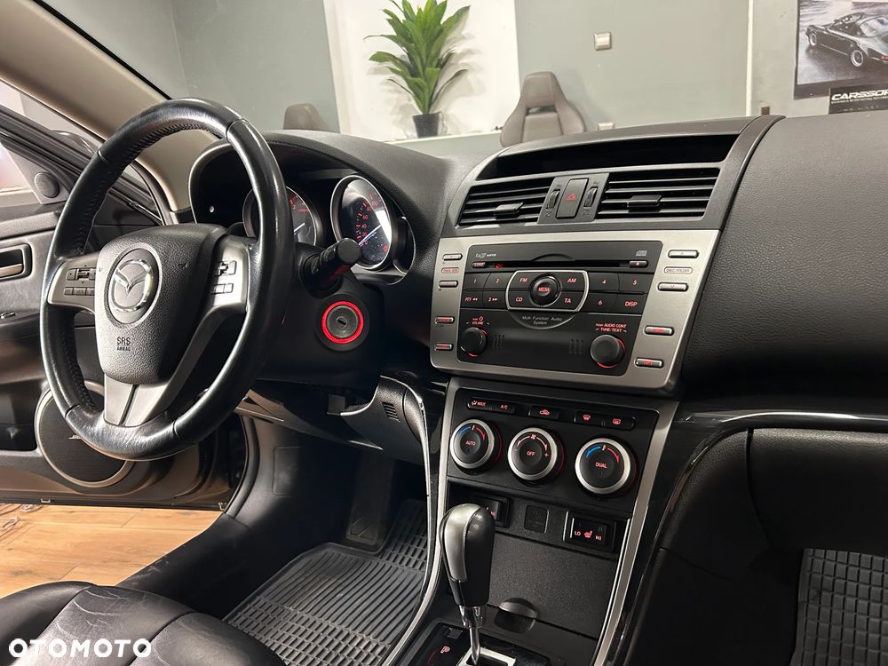 Mazda 6 2.0 Exclusive + - 9