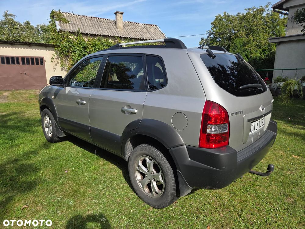 Hyundai Tucson 2.0 Comfort 2WD - 6