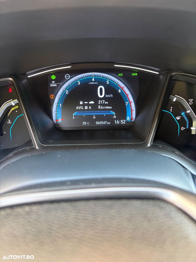 Honda Civic 1.0 VTEC Turbo Elegance Navi - 8