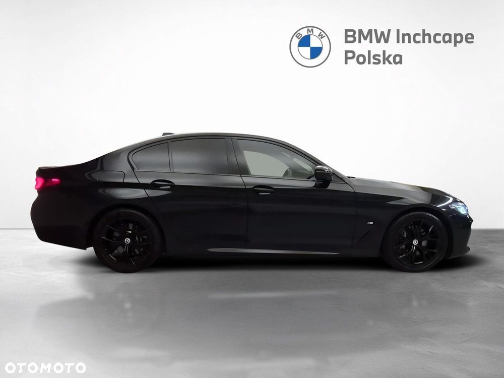 BMW Seria 5 540d xDrive mHEV M Sport sport - 7