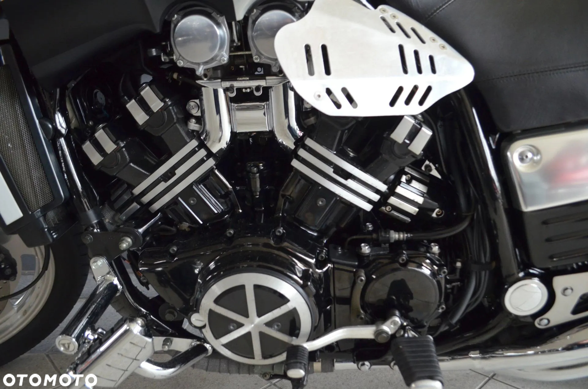 Yamaha V-MAX - 29