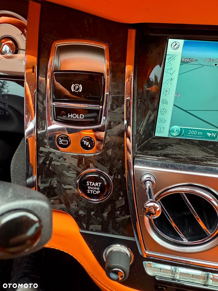 Rolls-Royce Wraith Black Badge - 23