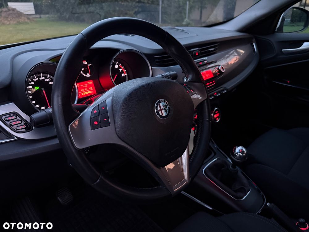 Alfa Romeo Giulietta - 9