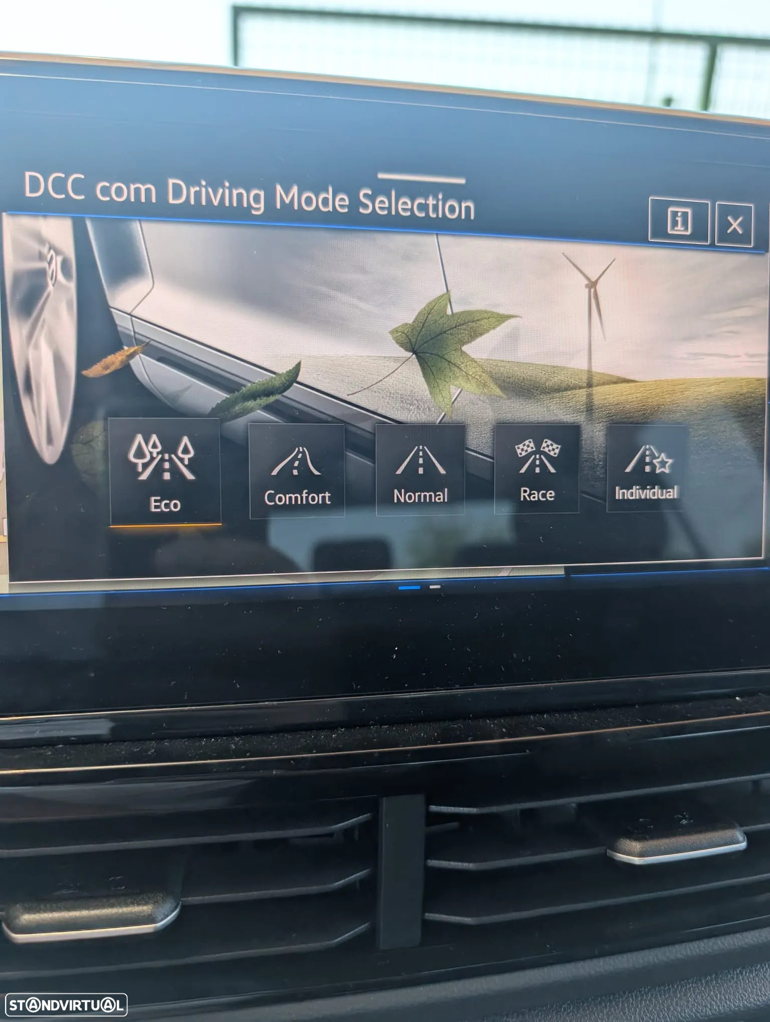 VW T-Roc 2.0 TSI 4M R DSG - 13