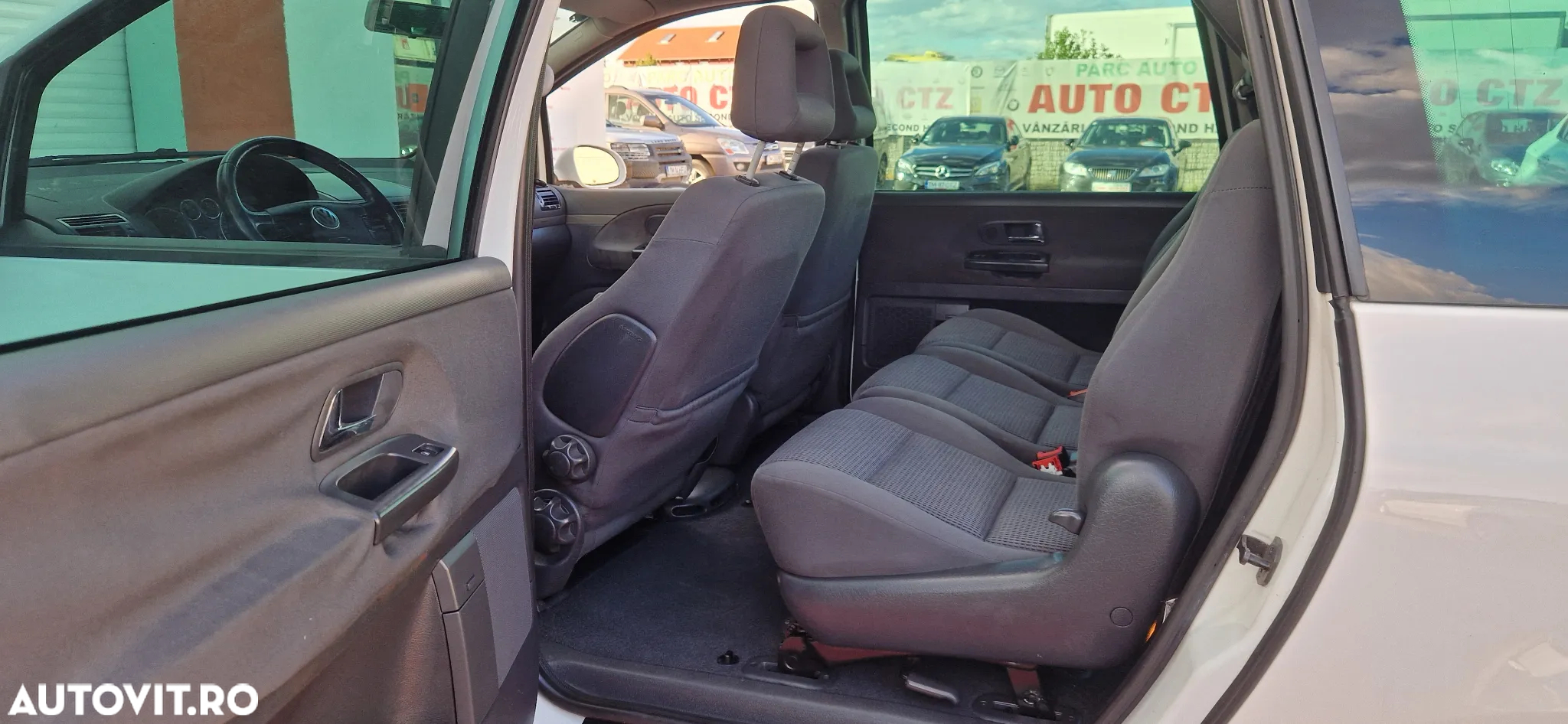 Volkswagen Sharan 1.9 TDI - 12
