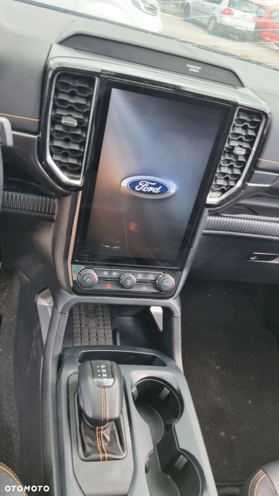 Ford Ranger 2.0 EcoBlue 4x4 DC Wildtrak - 32
