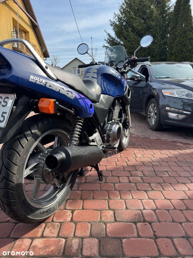 Honda CB - 12