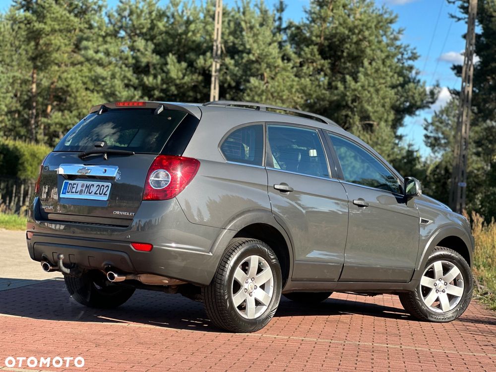Chevrolet Captiva - 21