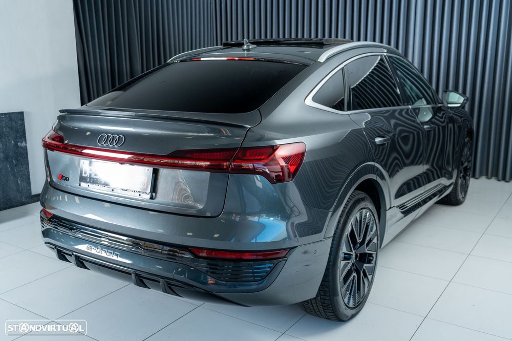 Audi Q8 e-Tron Sportback 55 quattro S line - 5