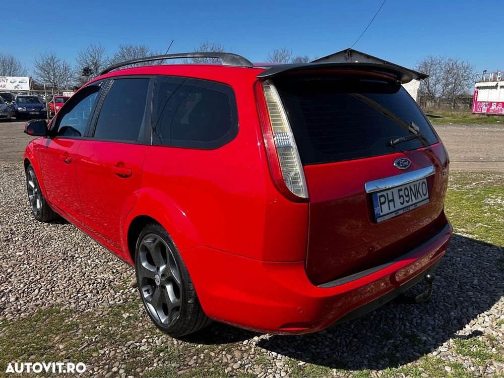 Ford Focus 2.0i Titanium - 6